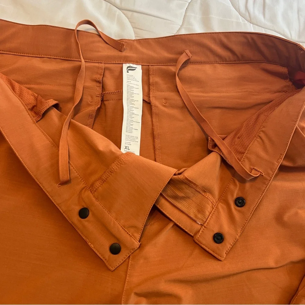 Fabletics Men’s The Only Pant Rust Orange Lightweight Athletic Golf Athleisure